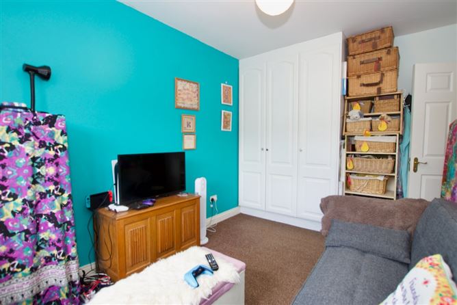 6 The Barony, Elphin Street, Strokestown, Co. Roscommon
