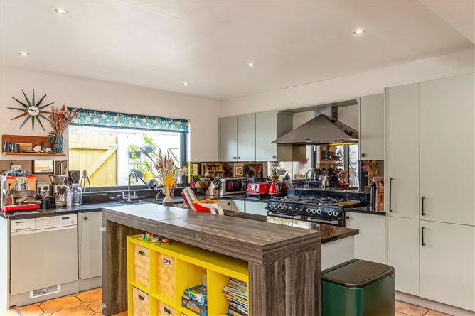 31 Pembroke Cottages, Ringsend, Dublin 4
