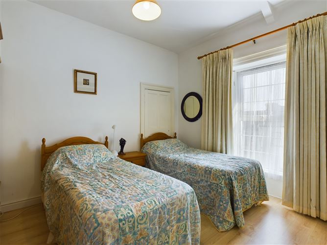 23 Queen Street, Tramore, Waterford