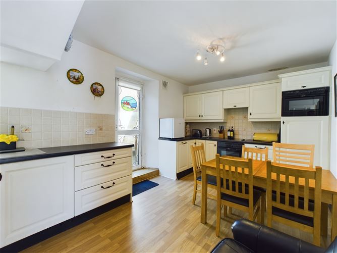 23 Queen Street, Tramore, Waterford