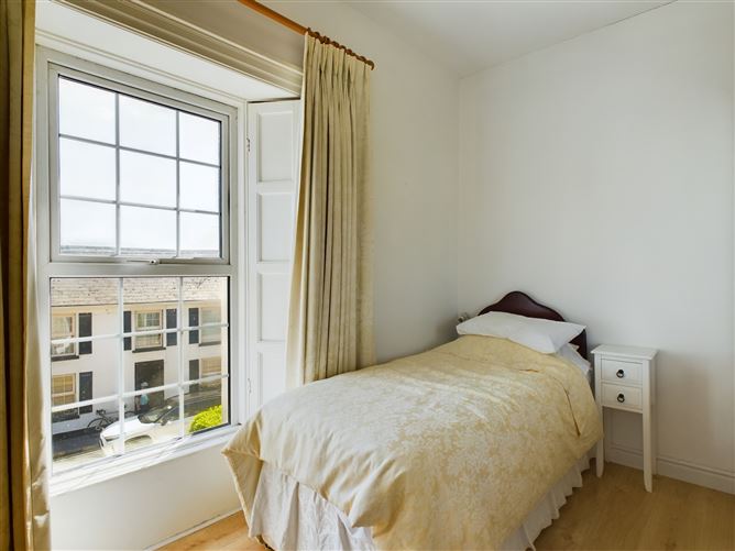 23 Queen Street, Tramore, Waterford