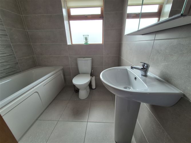 64 Allenwood, Tullyallen, Louth
