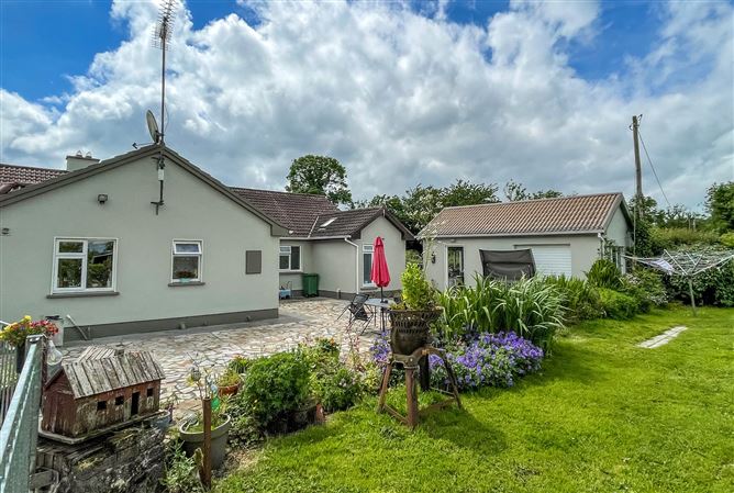 Moher,Lanesboro,Co. Roscommon,N39 RK35