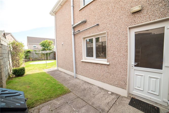 86 Cairn Woods, Mallow, Co. Cork.