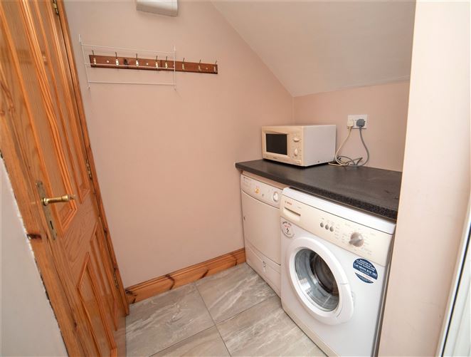 86 Cairn Woods, Mallow, Co. Cork.