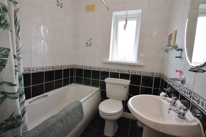 1 Elm Dene, Lucan, Co. Dublin