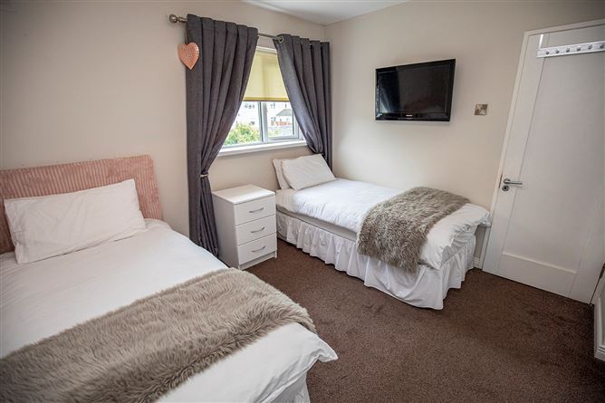 186 Charlemont, Drumcondra, Dublin 9