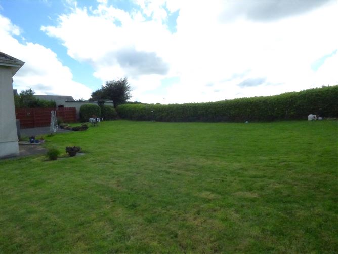 "Heather Grove", Brookhill, Claremorris, Mayo