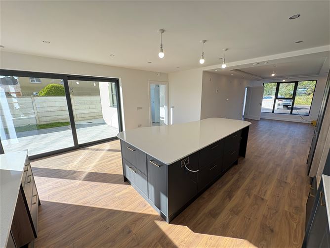 2 Cois Abhann, Coolcower, Macroom, Cork