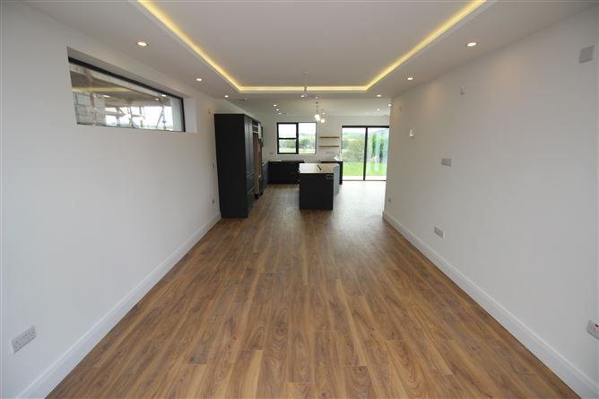 2 Cois Abhann, Coolcower, Macroom, Cork