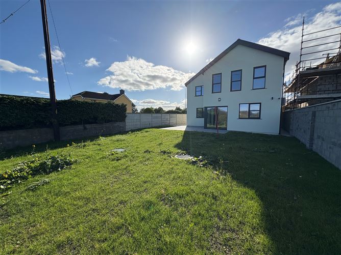 2 Cois Abhann, Coolcower, Macroom, Cork
