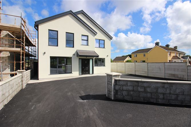 2 Cois Abhann, Coolcower, Macroom, Cork