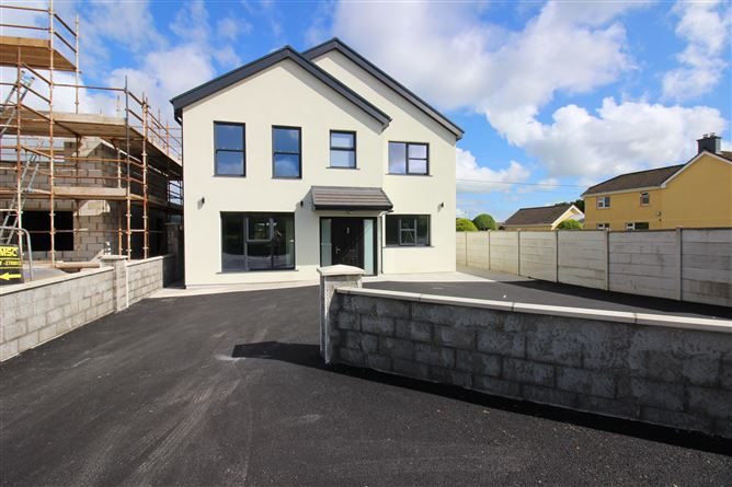 2 Cois Abhann, Coolcower, Macroom, Cork