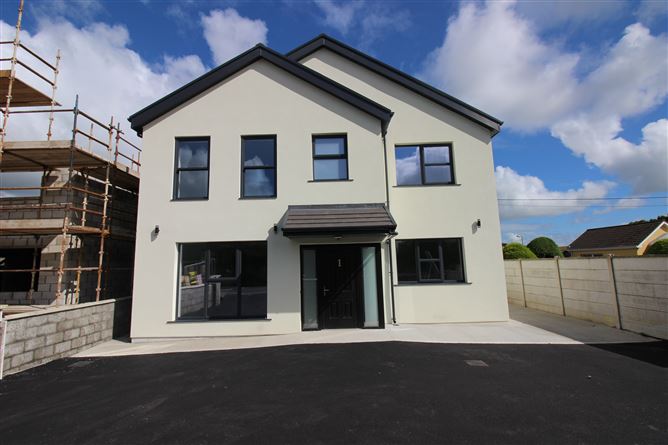 2 Cois Abhann, Coolcower, Macroom, Cork