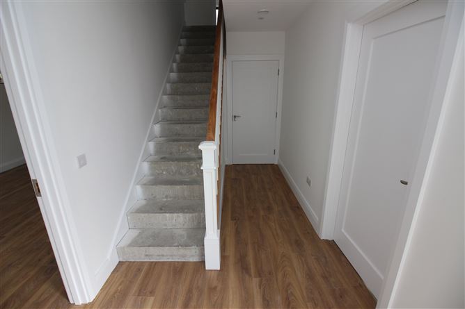 2 Cois Abhann, Coolcower, Macroom, Cork