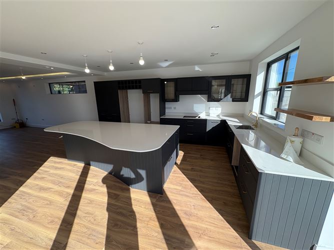 2 Cois Abhann, Coolcower, Macroom, Cork