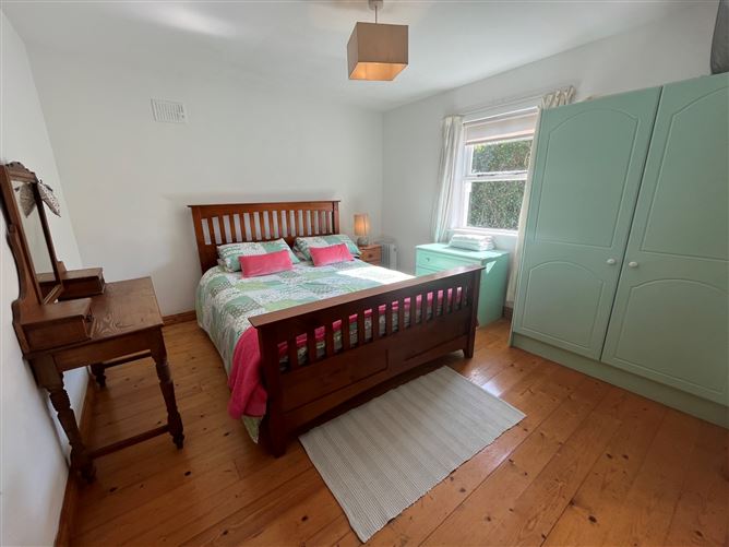 An Sionnach Rua, Bonnifinglas, Attymass, Ballina, Co. Mayo