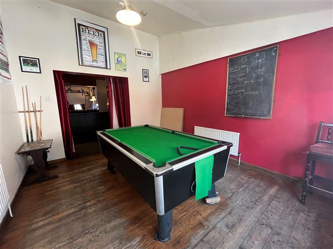 An Sionnach Rua, Bonnifinglas, Attymass, Ballina, Co. Mayo