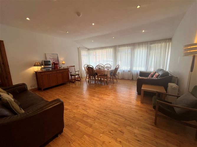 An Sionnach Rua, Bonnifinglas, Attymass, Ballina, Co. Mayo