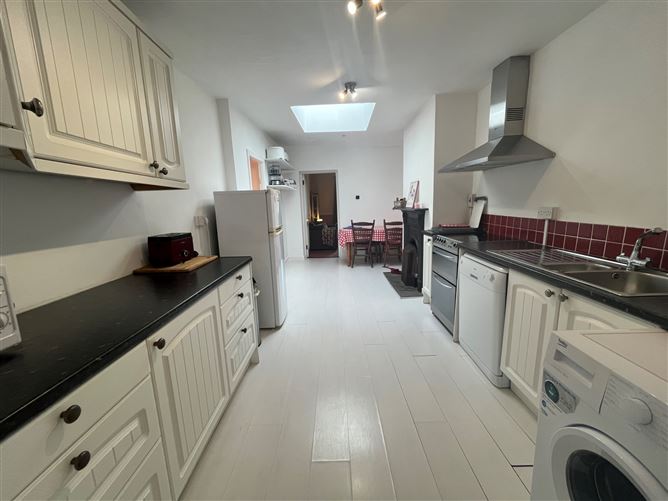An Sionnach Rua, Bonnifinglas, Attymass, Ballina, Co. Mayo