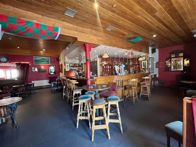 An Sionnach Rua, Bonnifinglas, Attymass, Ballina, Co. Mayo