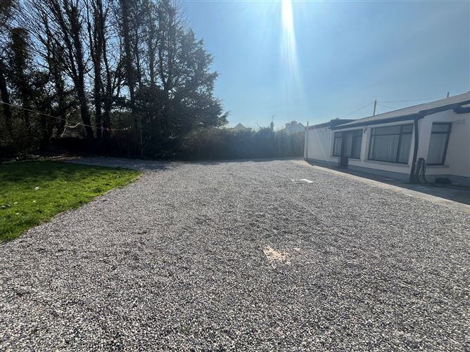 An Sionnach Rua, Bonnifinglas, Attymass, Ballina, Co. Mayo