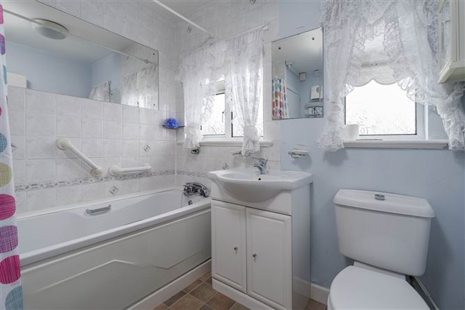 26 Kinvara Drive, Navan Road, Dublin 7