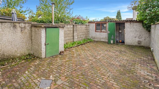 33 Ashbrook, Dundalk, Co. Louth