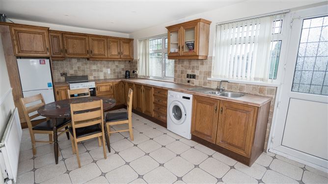 33 Ashbrook, Dundalk, Co. Louth