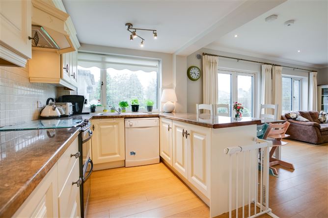 70 Landscape Park, Churchtown, Dublin 14