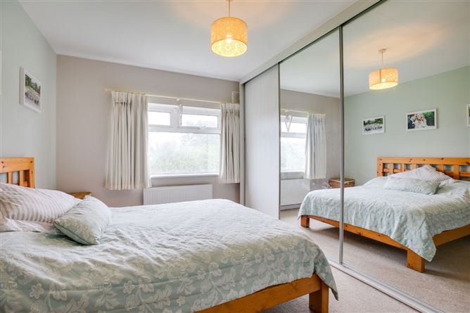 70 Landscape Park, Churchtown, Dublin 14