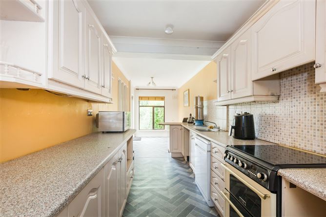 23 Kinvara Road, Navan Road, Dublin 7