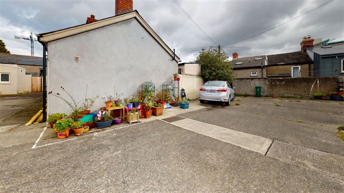 11 Meath Square, The Liberties, Dublin 8