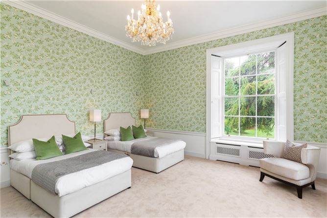 Ballindoolin House On C.238acres, Carbury, Co. Kildare