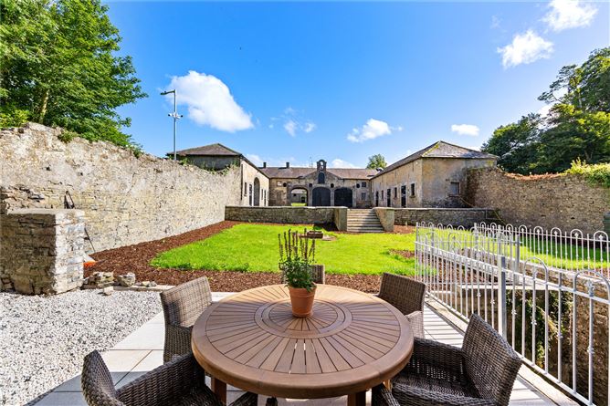 Ballindoolin House On C.238acres, Carbury, Co. Kildare