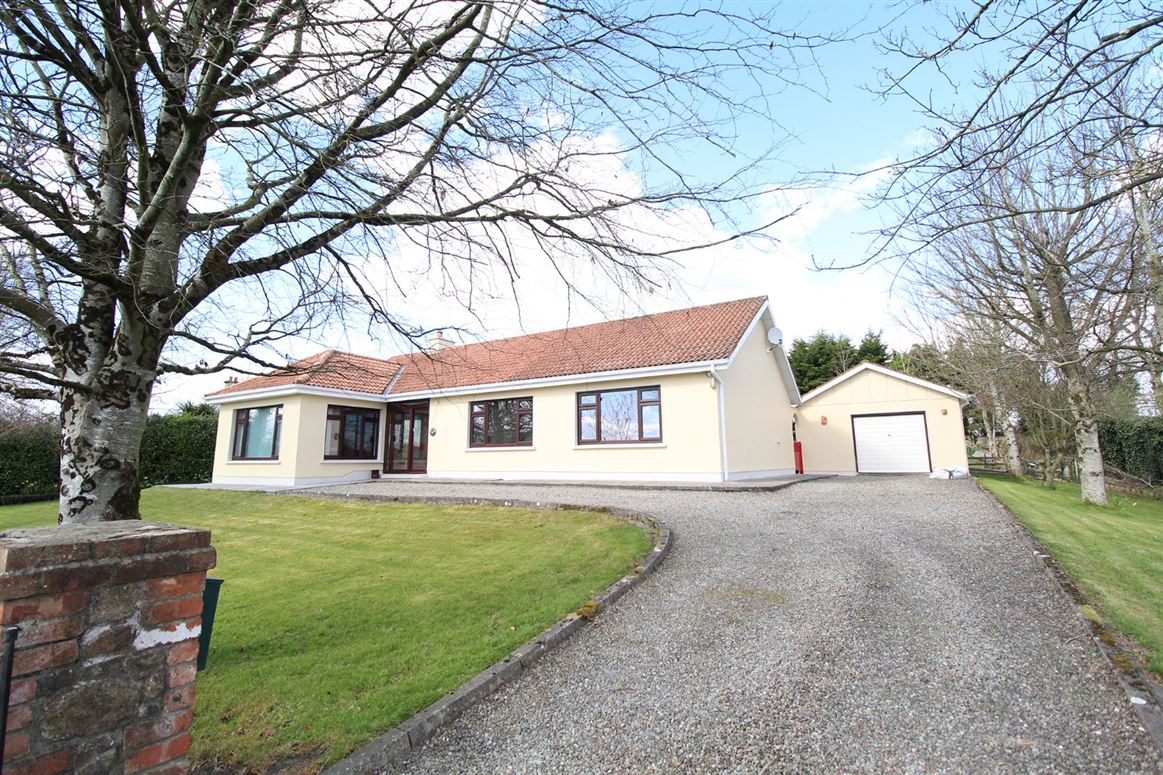 Castleview, Urlanmore, Newmarket On Fergus, Co. Clare DNG O'Sullivan