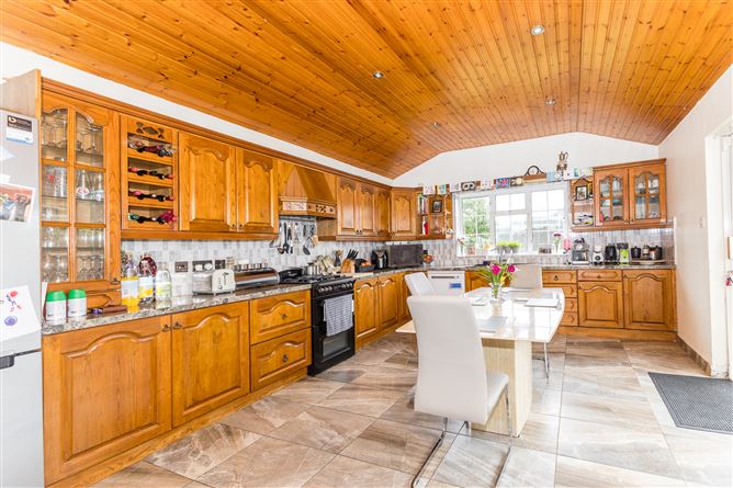 3 Pinebrook Heights, Clonsilla, Dublin 15