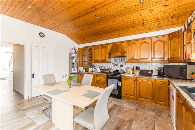 3 Pinebrook Heights, Clonsilla, Dublin 15