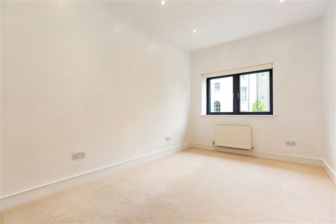 78 Waterloo Place, Ballsbridge, Dublin 4