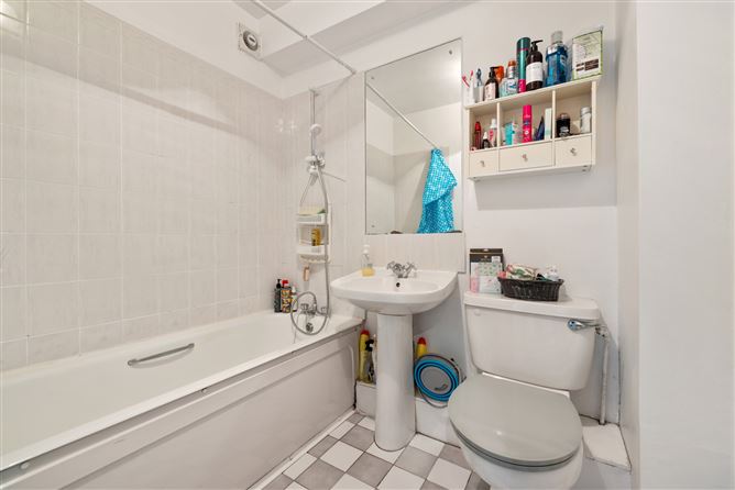 6 Martello Manor, Strand Road, Bray, Co. Wicklow