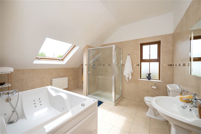 2 Knockaneowen, Coachford, Co. Cork