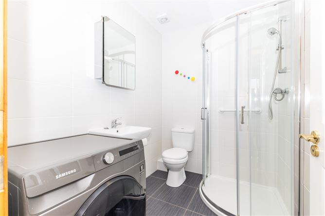 Apartment 65 The Wintergarden, Pearse Street, South City Centre, Dublin 2
