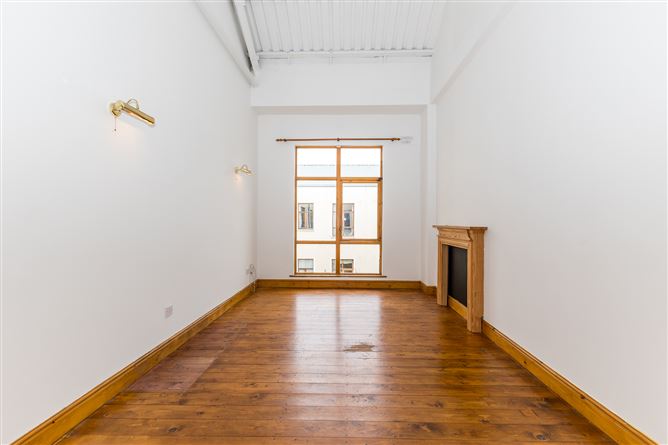 Apartment 65 The Wintergarden, Pearse Street, South City Centre, Dublin 2