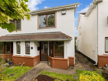 Main image of 10 Silchester Court