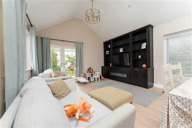 14 Forest Close, Kingswood, Dublin 24