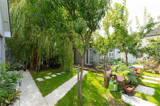 14 Forest Close, Kingswood, Dublin 24