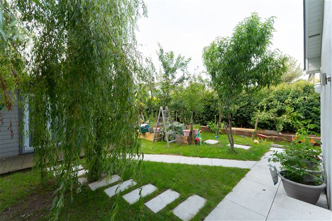 14 Forest Close, Kingswood, Dublin 24