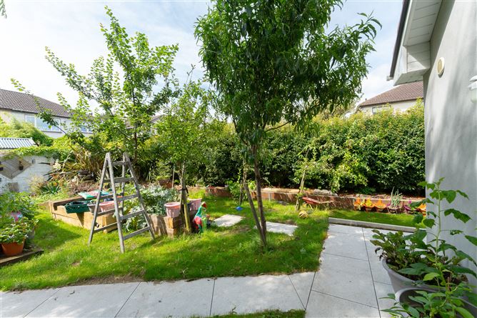14 Forest Close, Kingswood, Dublin 24
