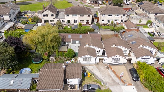 14 Forest Close, Kingswood, Dublin 24