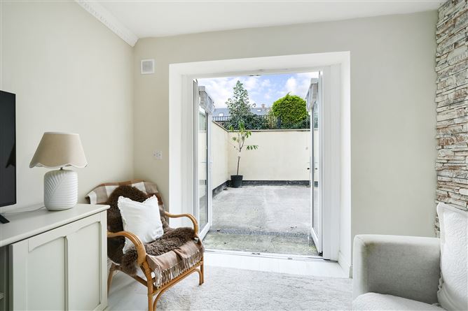 6 Cruises Hall, Naul, Co. Dublin